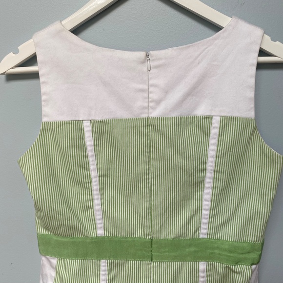 Sporty Green and White Stripe Dress - Picture 3 of 8